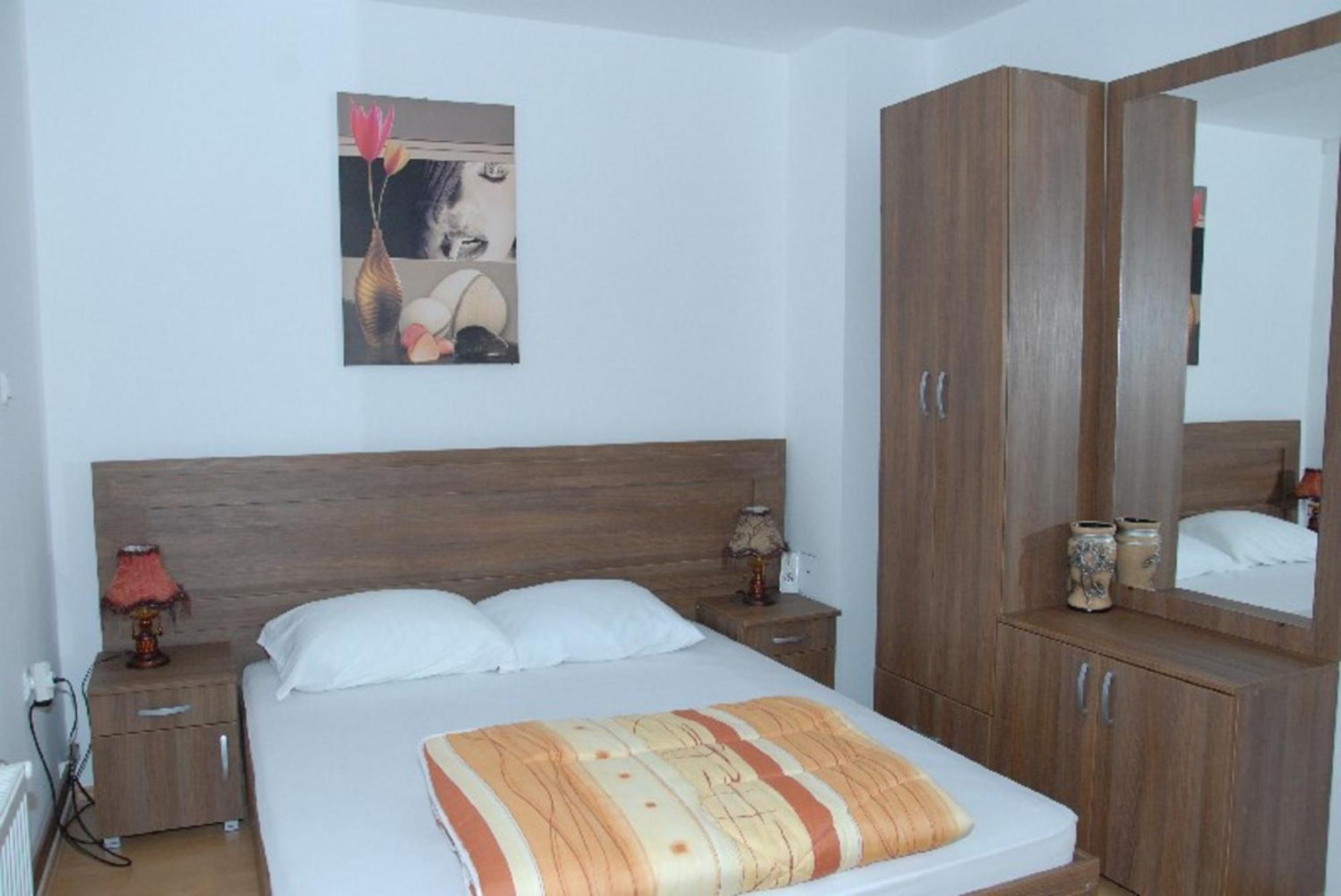 Guesthouse Vila Nova Morović Rom bilde