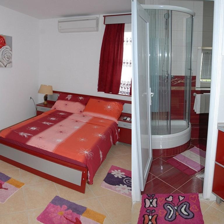 Guesthouse Vila Nova Morović Eksteriør bilde