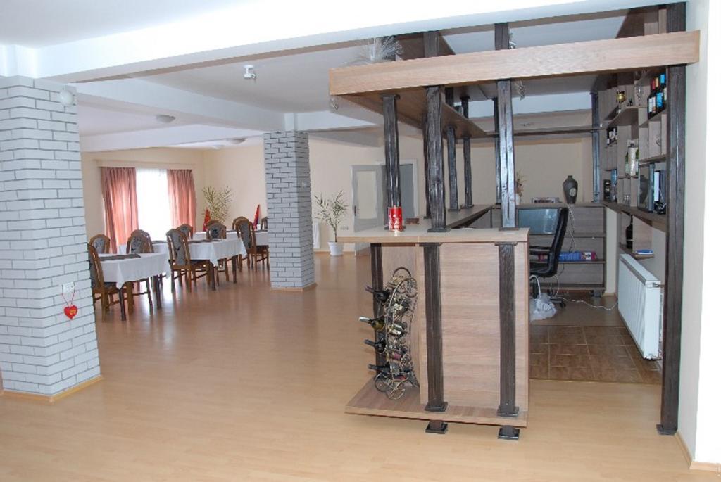 Guesthouse Vila Nova Morović Eksteriør bilde